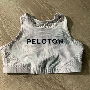 Peloton WITH bra